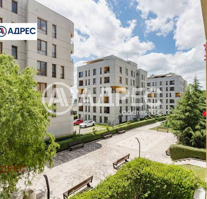 Снимка 2 — Тристаен апартамент с тераса в Трошево, Варна