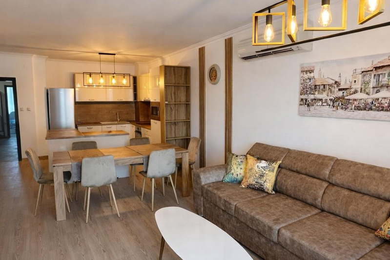 3-bedroom apartment in Varna, Troshevo