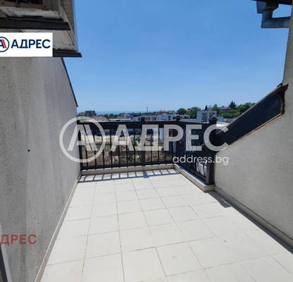 Снимка 5 — Тристаен апартамент с тераса и морска панорама във Виница, Варна