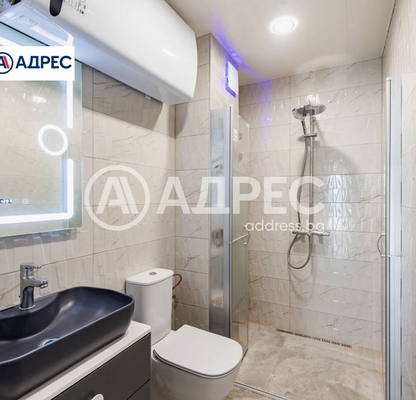 Снимка 4 — Тристаен апартамент с морска панорама във Виница, Варна