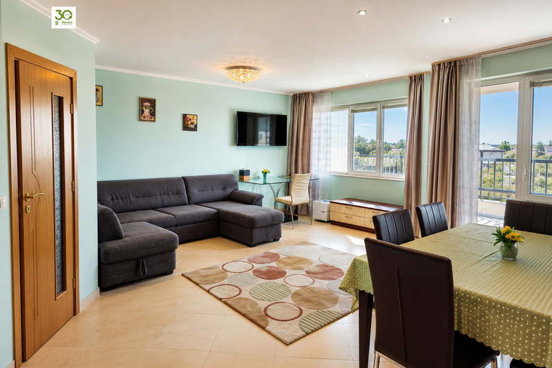 3-bedroom apartment in Varna, Vinica