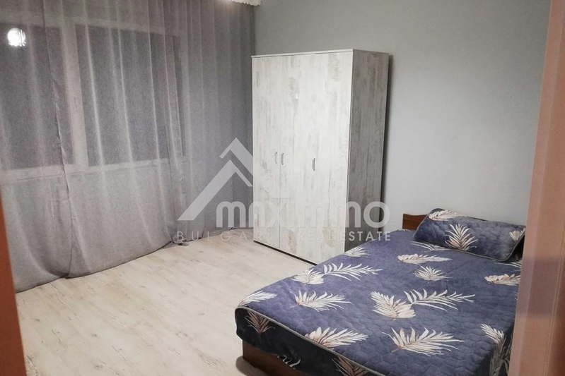 Three-room apartment with south aspect in Vladislav Varnenchik, Varna
