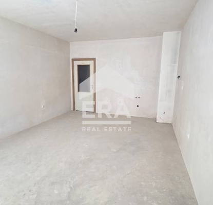 Photo 2 — 3-bedroom apartment in Varna, Vladislav Varnenchik 1