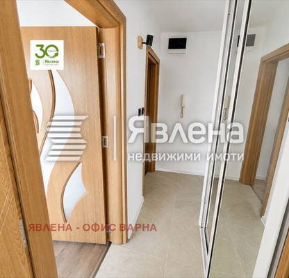Снимка 2 — Тристайен апартамент с тераса във Владислав Варненчик, Варна