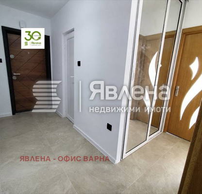 Снимка 4 — Тристайен апартамент с тераса във Владислав Варненчик, Варна