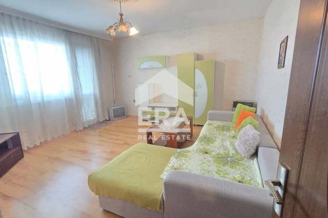 4-bedroom apartment in Varna, Vladislav Varnenchik 1