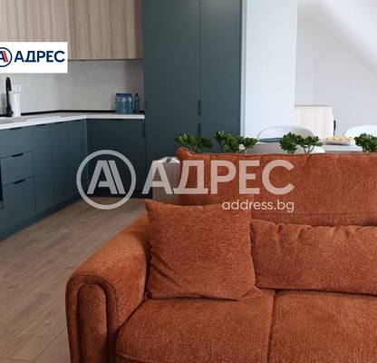 Снимка 5 — Четиристаен апартамент в Възраждане 2 с паркоместа