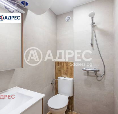 Снимка 4 — Едностаен апартамент в Зимно кино Тракия, Варна с асансьор