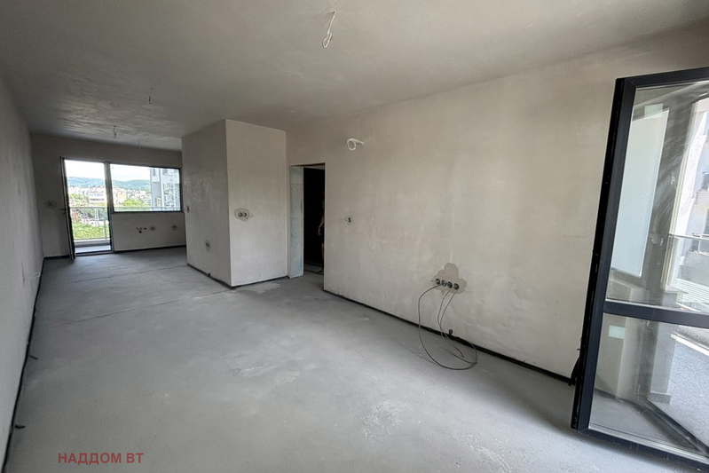 3-bedroom apartment in Veliko Tyrnovo, Buzludja