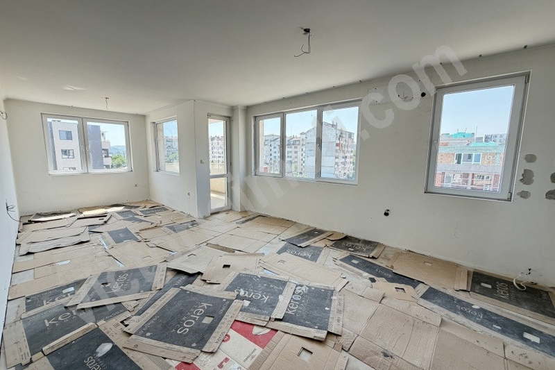 4-bedroom apartment in Veliko Tyrnovo, Buzludja