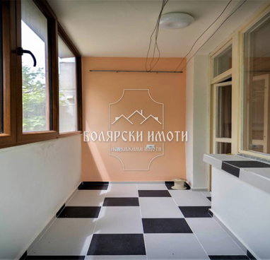 Снимка 4 — Тристаен апартамент във Велико Търново, Бузлуджа