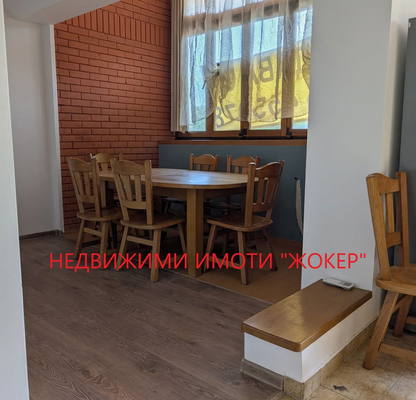 Снимка 5 — Двустаен апартамент във Велико Търново, Център