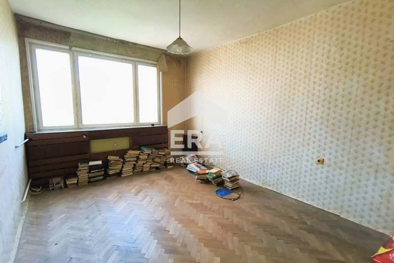 Двустаен апартамент във Велико Търново, Център
