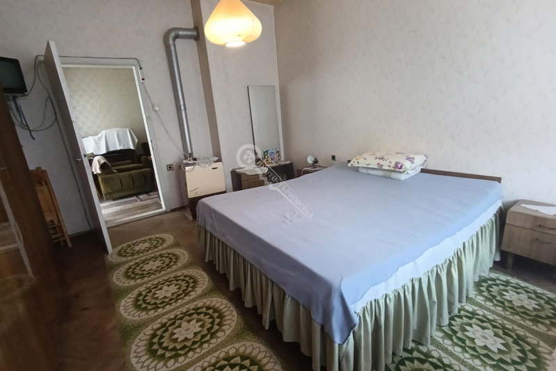 3-bedroom apartment in Veliko Tyrnovo, Centyr