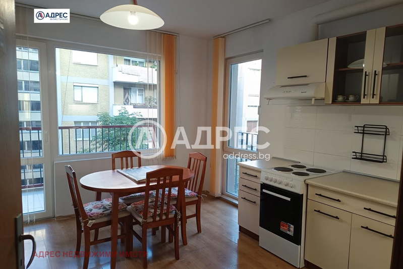 3-bedroom apartment in Veliko Tyrnovo, Centyr