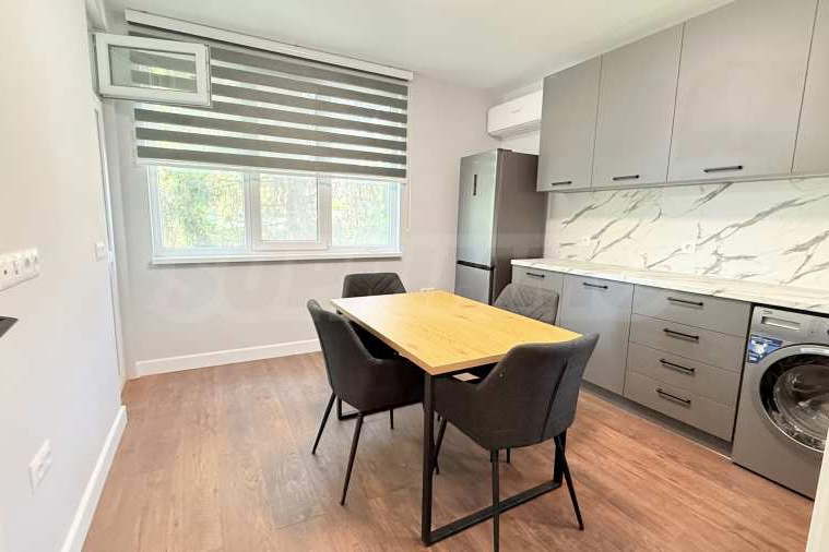 3-bedroom apartment in Veliko Tyrnovo, Centyr