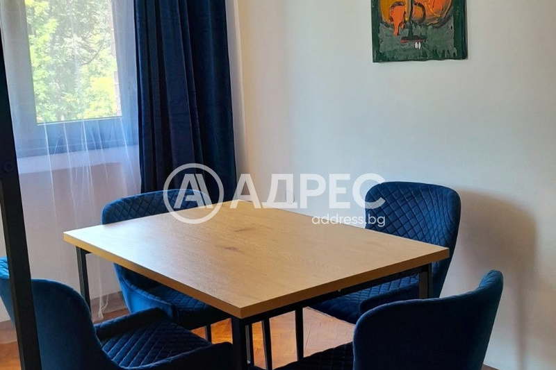 3-bedroom apartment in Veliko Tyrnovo, Centyr
