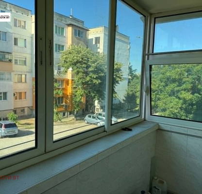 Снимка 5 — Тристаен апартамент във Велико Търново, Зона Б
