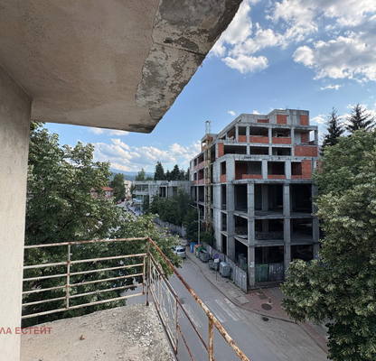Снимка 2 — Двустаен апартамент в Пазарджик, Велинград