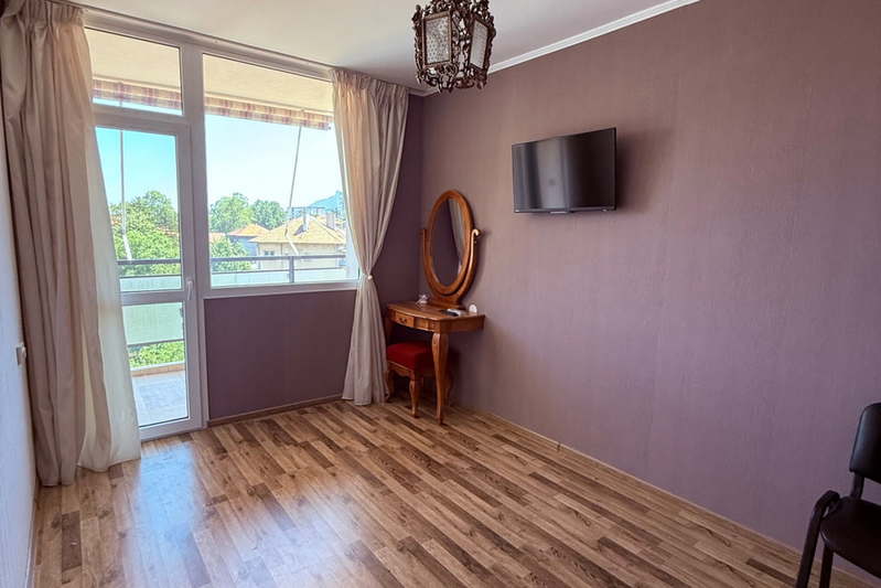 4-bedroom apartment in Vraca, Centyr