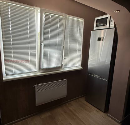 Снимка 3 — Тристаен апартамент във Враца, Вежен