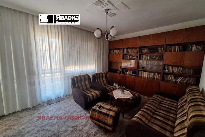 2-bedroom apartment in Yambol, Centyr