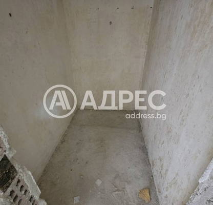 Снимка 5 — Едностаен апартамент в Ямбол, Хале