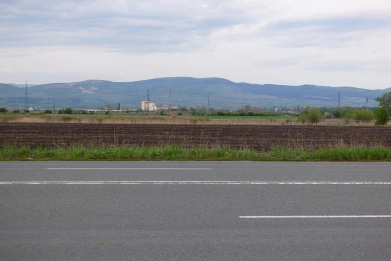 Plot in Oblast Pleven, главен път Е83