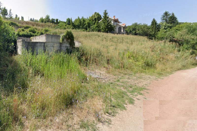 Парцел в Банкя