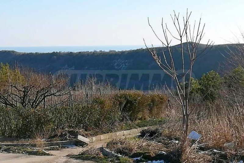 Парцел в Добрич, Каварна