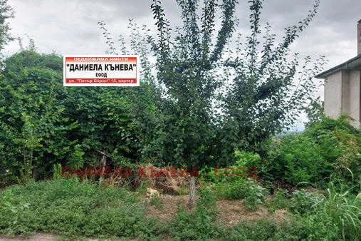 Парцел в Русе, Долапите