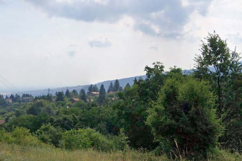 Парцел в с. Бистрица