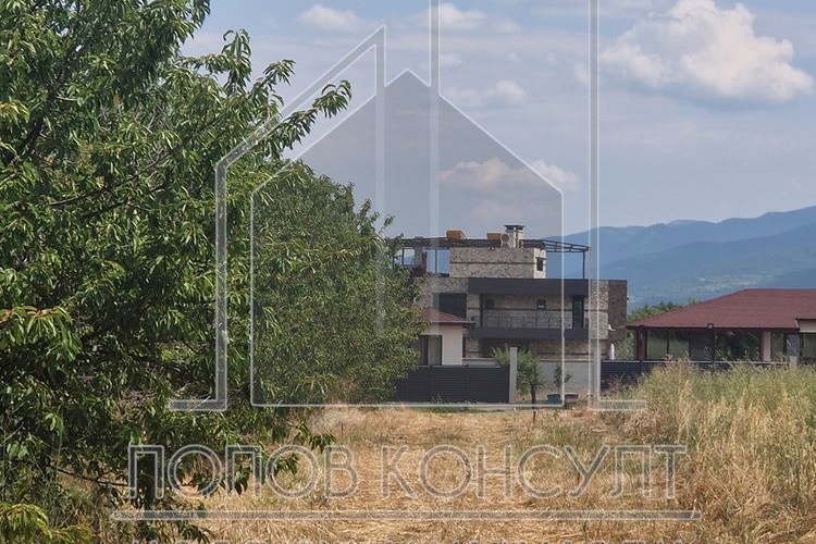 Plot in Plovdiv, Brestnik