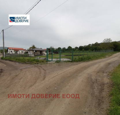 Photo 5 — Plot in Oblast Pernik, Golemo Buchino
