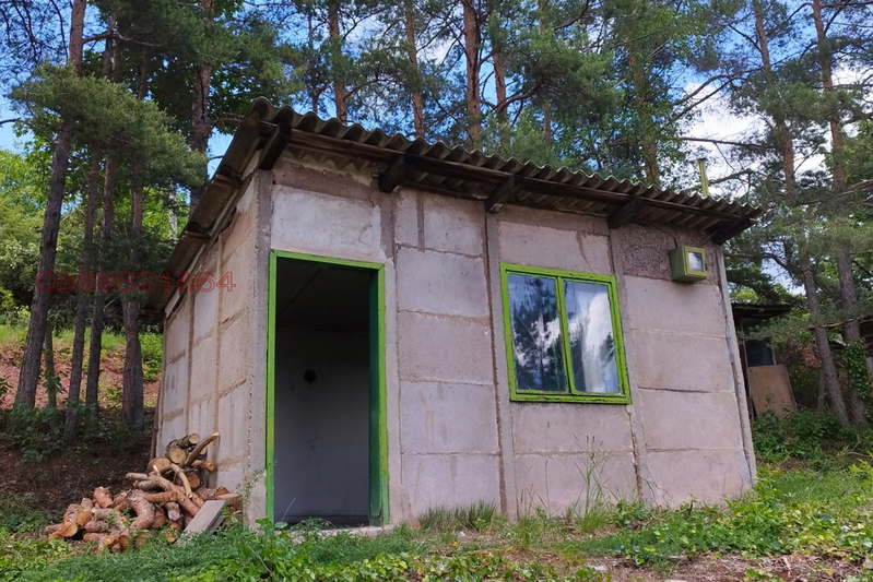 Plot in Sofia, Gradec