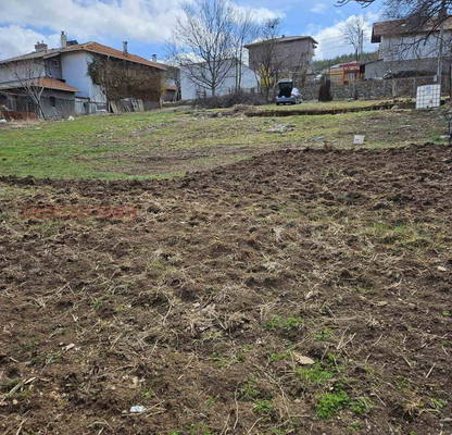 Photo 3 — Plot in Oblast Pernik, Kralev Dol