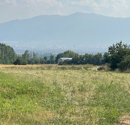 Photo 2 — Plot in Lokorsko