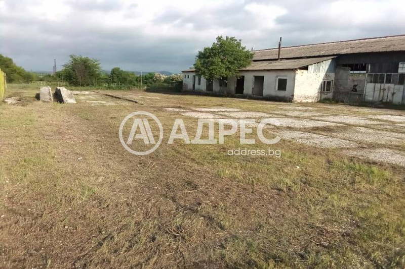 Парцел във Варна, с. Пчелник