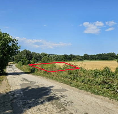 Снимка 2 — Парцел във Варна, с. Попович