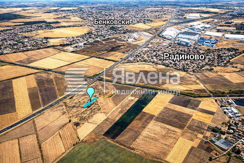 Парцел в Пловдив, с. Радиново