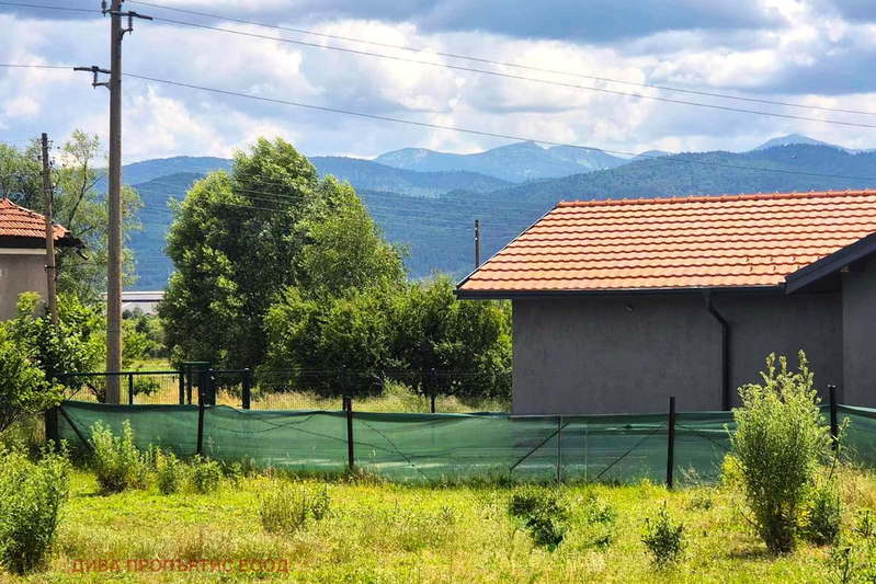 Plot in област София, Reliovo
