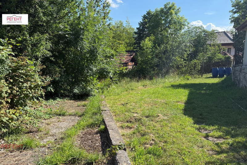Plot in Oblast Gabrovo, Stomanecite