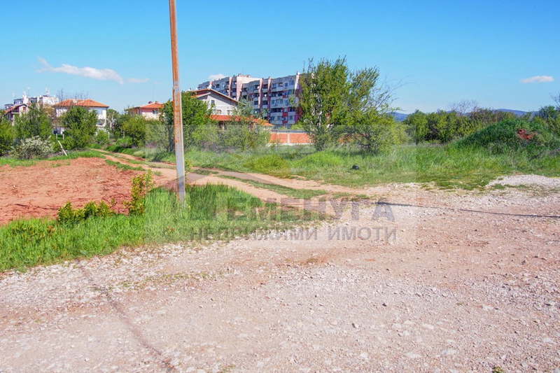 Парцел в с. Световрачене