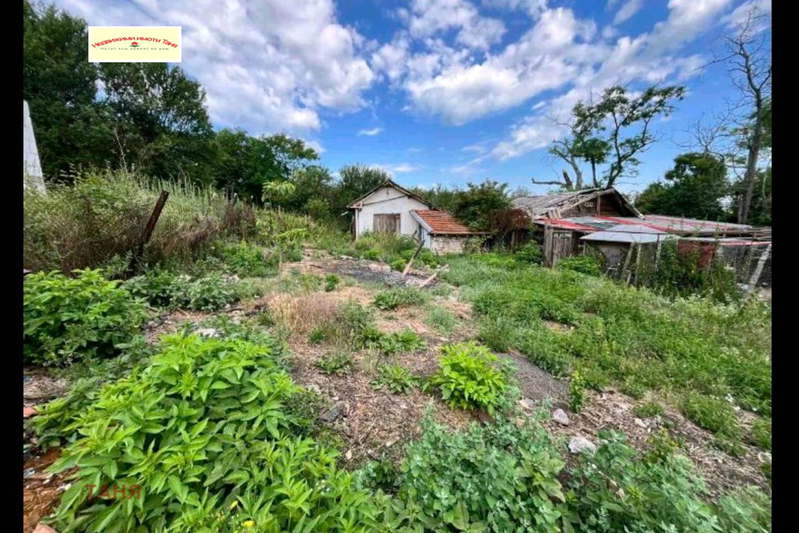 Plot in Oblast Pernik, Vitanovci
