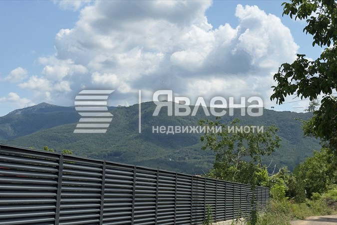 Парцел в София, Горна баня