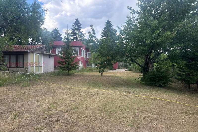 Plot in Varna, Alen Mak