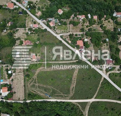 Снимка 3 — Парцел във Варна, м-т Боровец - север