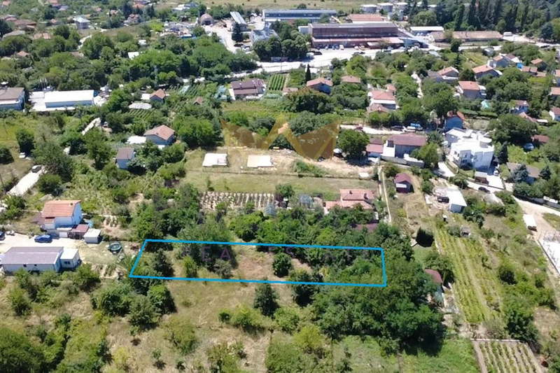 Парцел във Варна, м-т Боровец - север