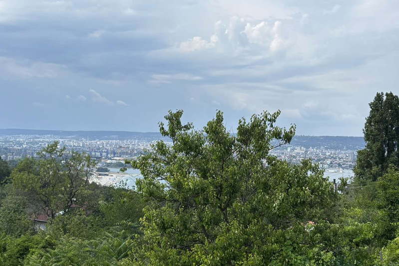 Парцел във Варна, м-т Зеленика