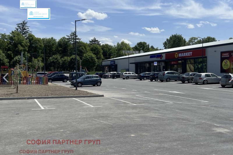 Бизнес имот в Шумен, Нови пазар